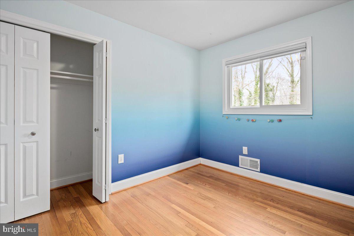 8711 MILLBROOK PL, ALEXANDRIA, Virginia 22309, 5 Bedrooms Bedrooms, ,3 BathroomsBathrooms,Residential,For sale,8711 MILLBROOK PL,VAFX2287698 MLS # VAFX2287698