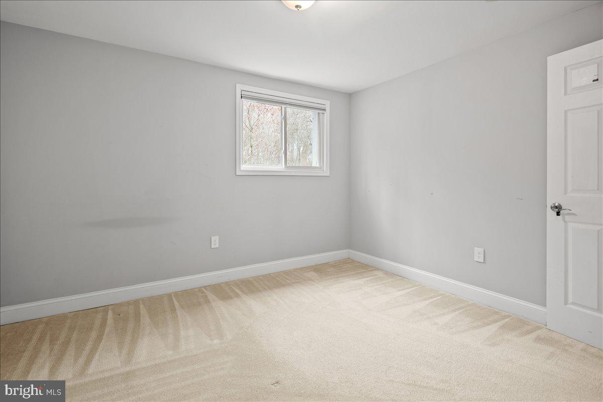 8711 MILLBROOK PL, ALEXANDRIA, Virginia 22309, 5 Bedrooms Bedrooms, ,3 BathroomsBathrooms,Residential,For sale,8711 MILLBROOK PL,VAFX2287698 MLS # VAFX2287698