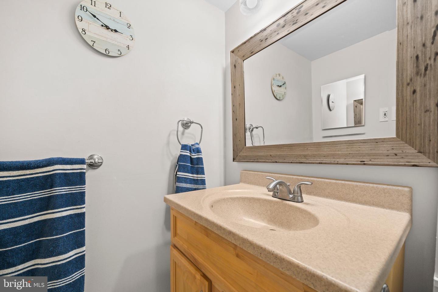 1914 WILSON LN #T2, MCLEAN, Virginia 22102, 2 Bedrooms Bedrooms, ,1 BathroomBathrooms,Residential,For sale,1914 WILSON LN #T2,VAFX2288042 MLS # VAFX2288042