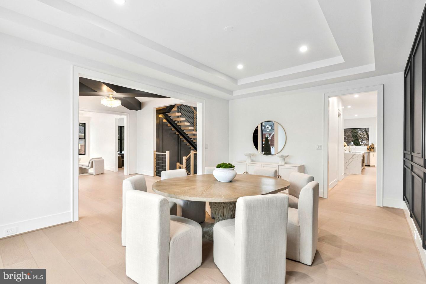 942 DEAD RUN DR, MCLEAN, Virginia 22101, 7 Bedrooms Bedrooms, ,9 BathroomsBathrooms,Residential,For sale,942 DEAD RUN DR,VAFX2288082 MLS # VAFX2288082