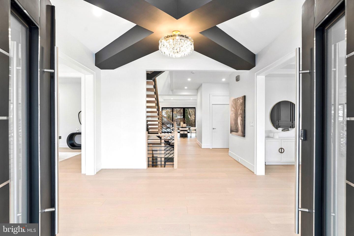 942 DEAD RUN DR, MCLEAN, Virginia 22101, 7 Bedrooms Bedrooms, ,9 BathroomsBathrooms,Residential,For sale,942 DEAD RUN DR,VAFX2288082 MLS # VAFX2288082