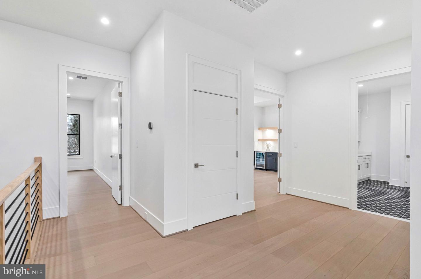 942 DEAD RUN DR, MCLEAN, Virginia 22101, 7 Bedrooms Bedrooms, ,9 BathroomsBathrooms,Residential,For sale,942 DEAD RUN DR,VAFX2288082 MLS # VAFX2288082