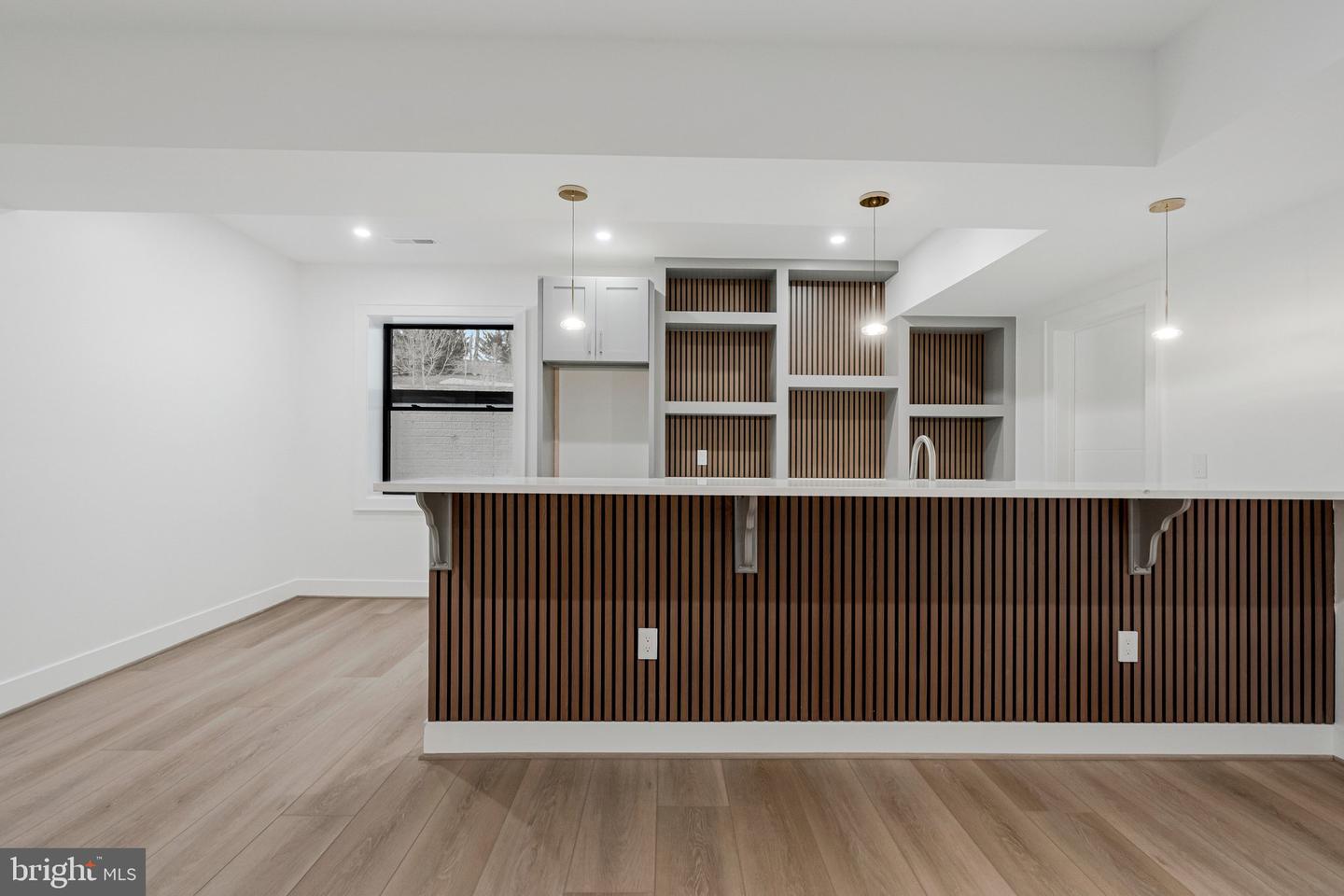 942 DEAD RUN DR, MCLEAN, Virginia 22101, 7 Bedrooms Bedrooms, ,9 BathroomsBathrooms,Residential,For sale,942 DEAD RUN DR,VAFX2288082 MLS # VAFX2288082