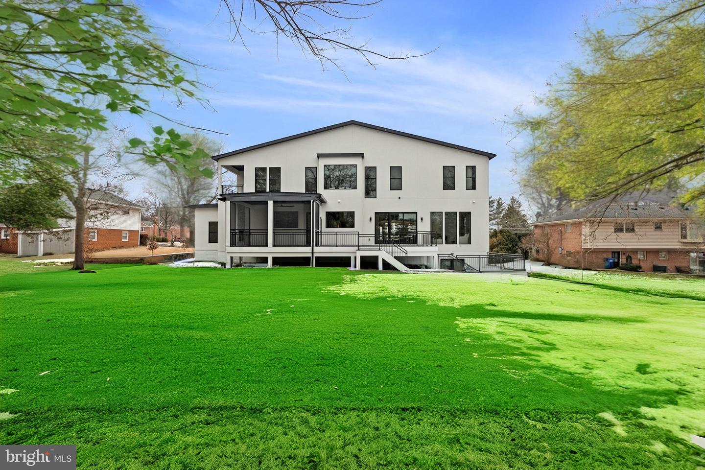 942 DEAD RUN DR, MCLEAN, Virginia 22101, 7 Bedrooms Bedrooms, ,9 BathroomsBathrooms,Residential,For sale,942 DEAD RUN DR,VAFX2288082 MLS # VAFX2288082