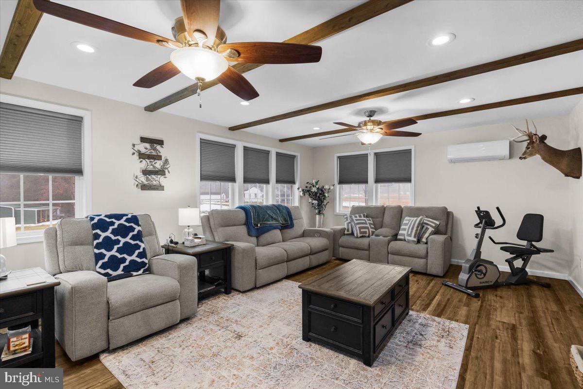 36 SPICEWOOD LN, FRONT ROYAL, Virginia 22630, 5 Bedrooms Bedrooms, 16 Rooms Rooms,3 BathroomsBathrooms,Residential,For sale,36 SPICEWOOD LN,VAWR2013310 MLS # VAWR2013310