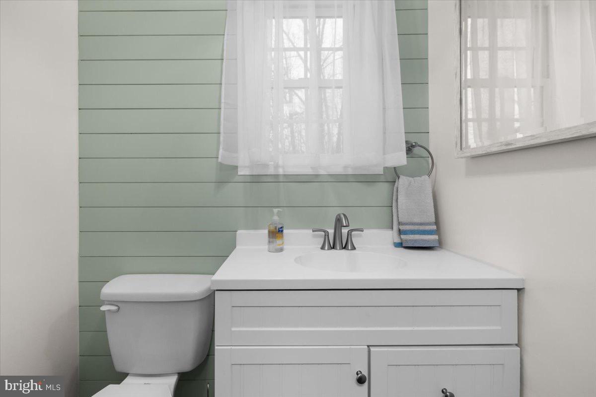 36 SPICEWOOD LN, FRONT ROYAL, Virginia 22630, 5 Bedrooms Bedrooms, 16 Rooms Rooms,3 BathroomsBathrooms,Residential,For sale,36 SPICEWOOD LN,VAWR2013310 MLS # VAWR2013310