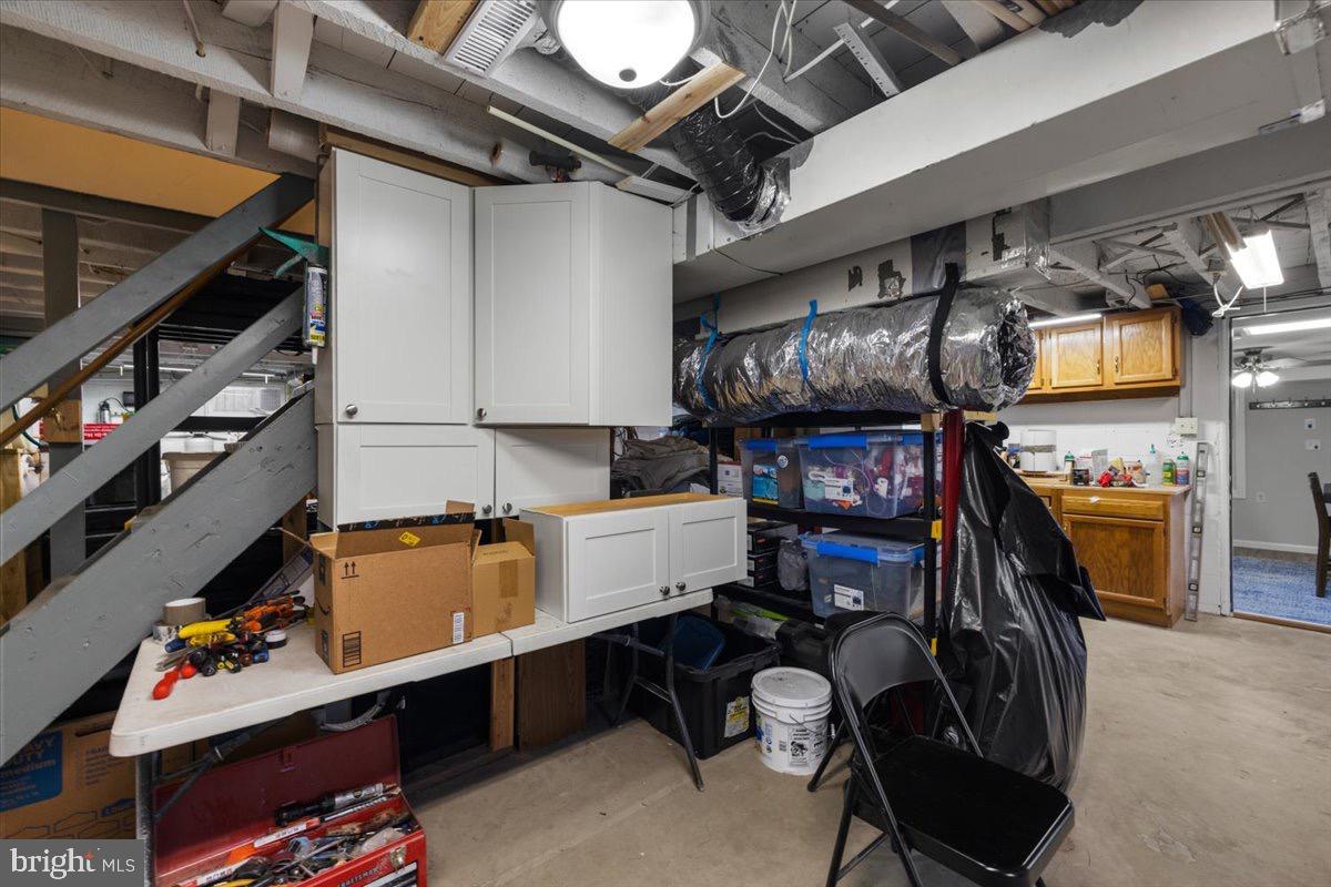 36 SPICEWOOD LN, FRONT ROYAL, Virginia 22630, 5 Bedrooms Bedrooms, 16 Rooms Rooms,3 BathroomsBathrooms,Residential,For sale,36 SPICEWOOD LN,VAWR2013310 MLS # VAWR2013310