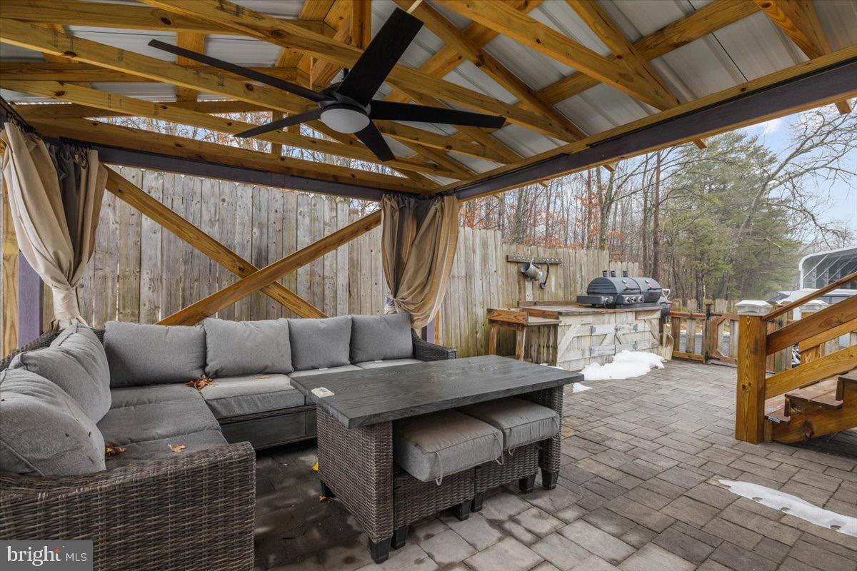 36 SPICEWOOD LN, FRONT ROYAL, Virginia 22630, 5 Bedrooms Bedrooms, 16 Rooms Rooms,3 BathroomsBathrooms,Residential,For sale,36 SPICEWOOD LN,VAWR2013310 MLS # VAWR2013310