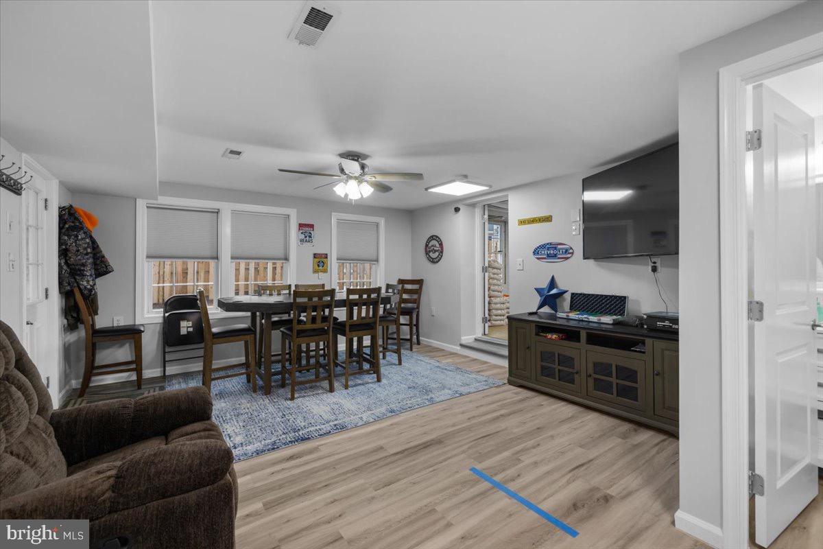 36 SPICEWOOD LN, FRONT ROYAL, Virginia 22630, 5 Bedrooms Bedrooms, 16 Rooms Rooms,3 BathroomsBathrooms,Residential,For sale,36 SPICEWOOD LN,VAWR2013310 MLS # VAWR2013310