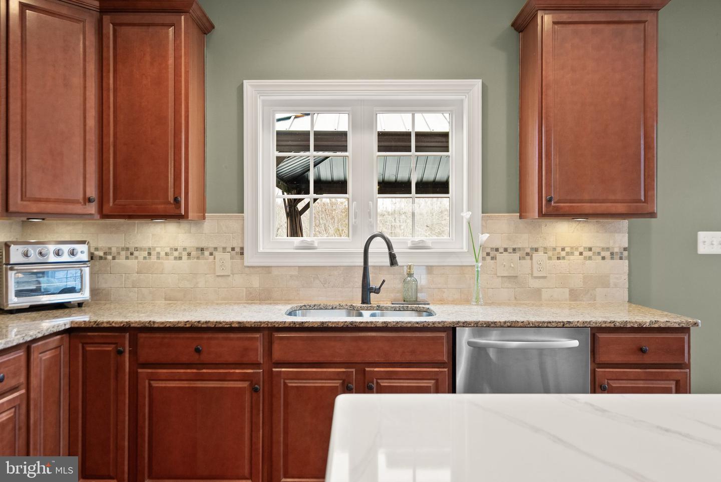 75 REGAL LN, FREDERICKSBURG, Virginia 22406, 4 Bedrooms Bedrooms, ,3 BathroomsBathrooms,Residential,For sale,75 REGAL LN,VAST2045766 MLS # VAST2045766