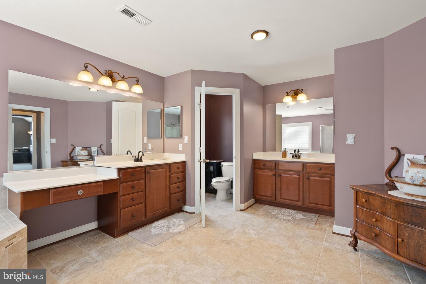 75 REGAL LN, FREDERICKSBURG, Virginia 22406, 4 Bedrooms Bedrooms, ,3 BathroomsBathrooms,Residential,For sale,75 REGAL LN,VAST2045766 MLS # VAST2045766