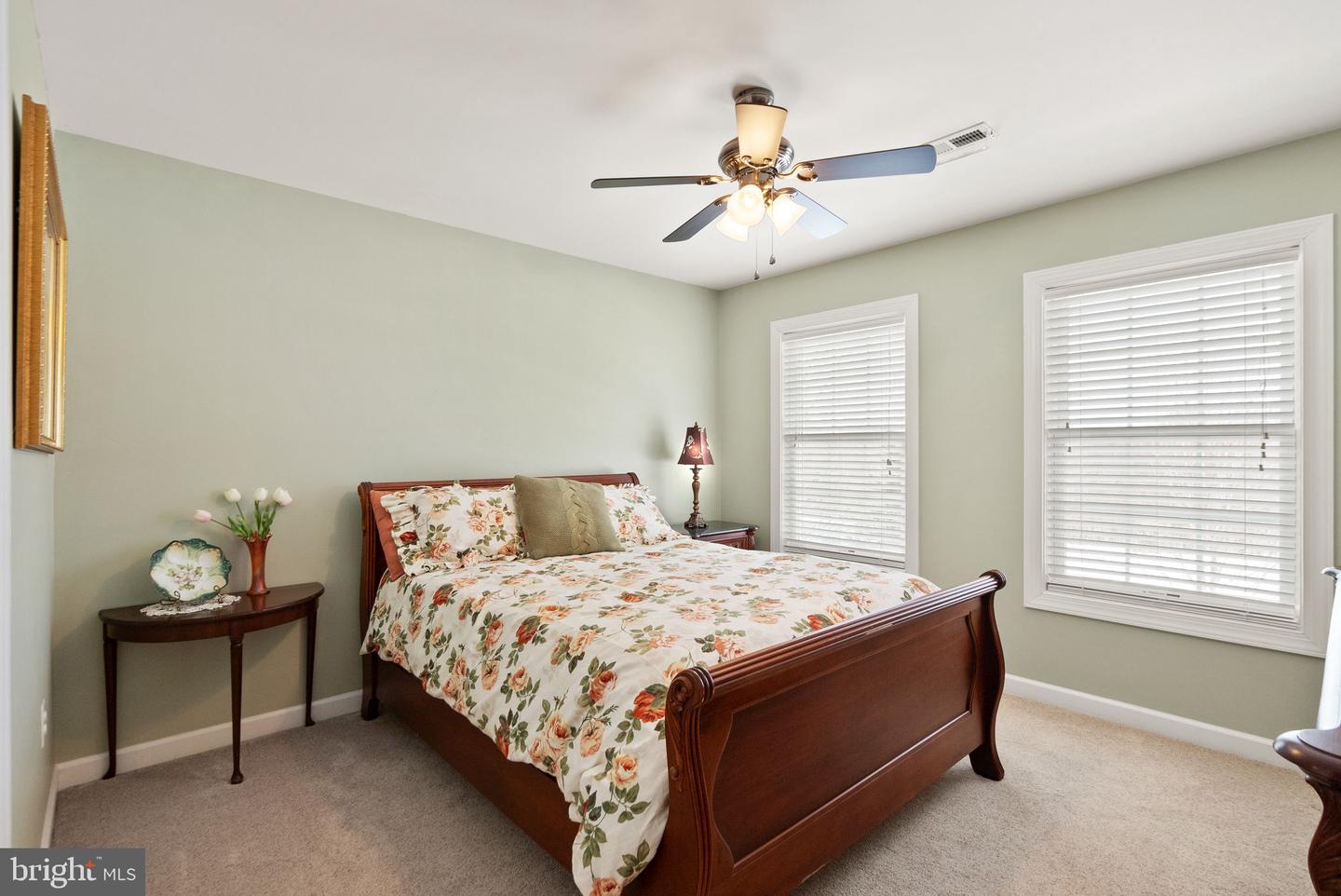 75 REGAL LN, FREDERICKSBURG, Virginia 22406, 4 Bedrooms Bedrooms, ,3 BathroomsBathrooms,Residential,For sale,75 REGAL LN,VAST2045766 MLS # VAST2045766