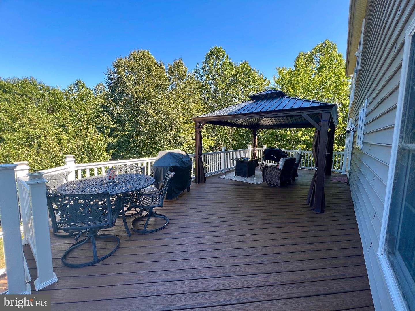 75 REGAL LN, FREDERICKSBURG, Virginia 22406, 4 Bedrooms Bedrooms, ,3 BathroomsBathrooms,Residential,For sale,75 REGAL LN,VAST2045766 MLS # VAST2045766