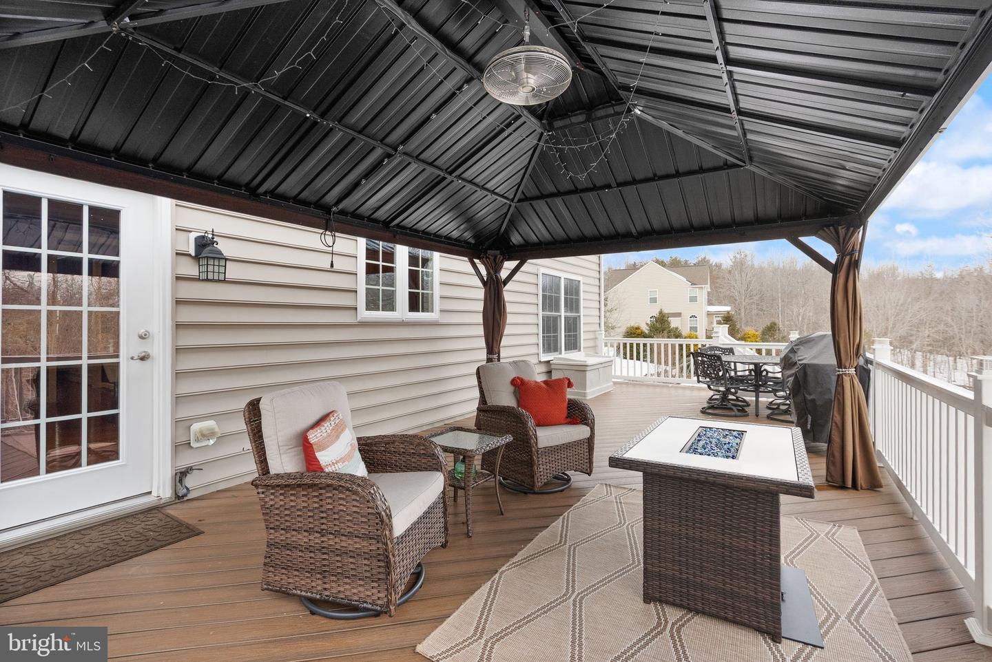 75 REGAL LN, FREDERICKSBURG, Virginia 22406, 4 Bedrooms Bedrooms, ,3 BathroomsBathrooms,Residential,For sale,75 REGAL LN,VAST2045766 MLS # VAST2045766