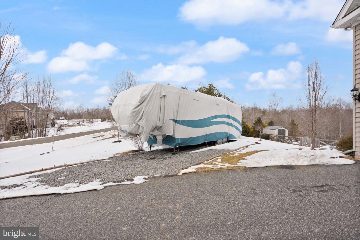 75 REGAL LN, FREDERICKSBURG, Virginia 22406, 4 Bedrooms Bedrooms, ,3 BathroomsBathrooms,Residential,For sale,75 REGAL LN,VAST2045766 MLS # VAST2045766