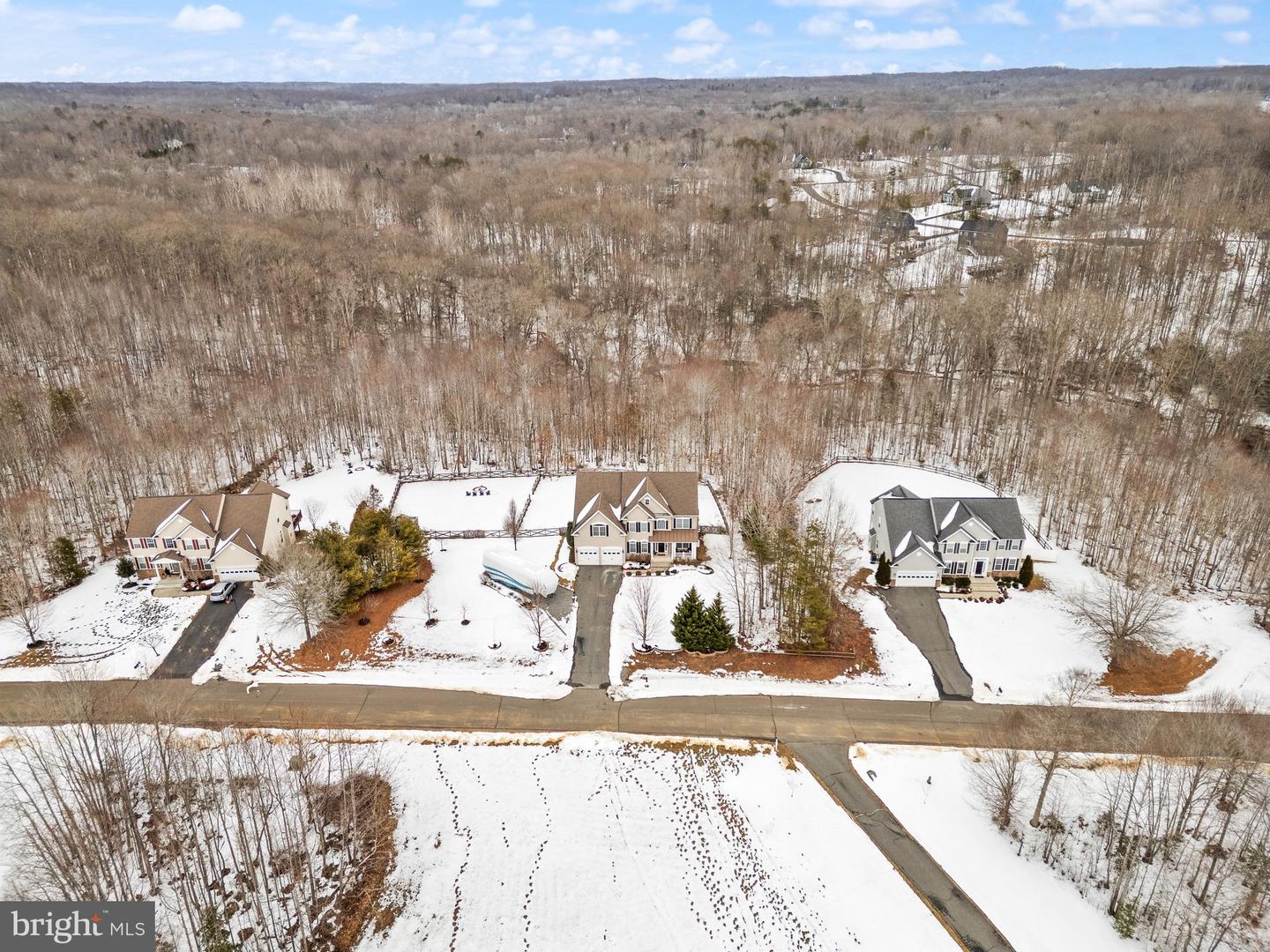 75 REGAL LN, FREDERICKSBURG, Virginia 22406, 4 Bedrooms Bedrooms, ,3 BathroomsBathrooms,Residential,For sale,75 REGAL LN,VAST2045766 MLS # VAST2045766