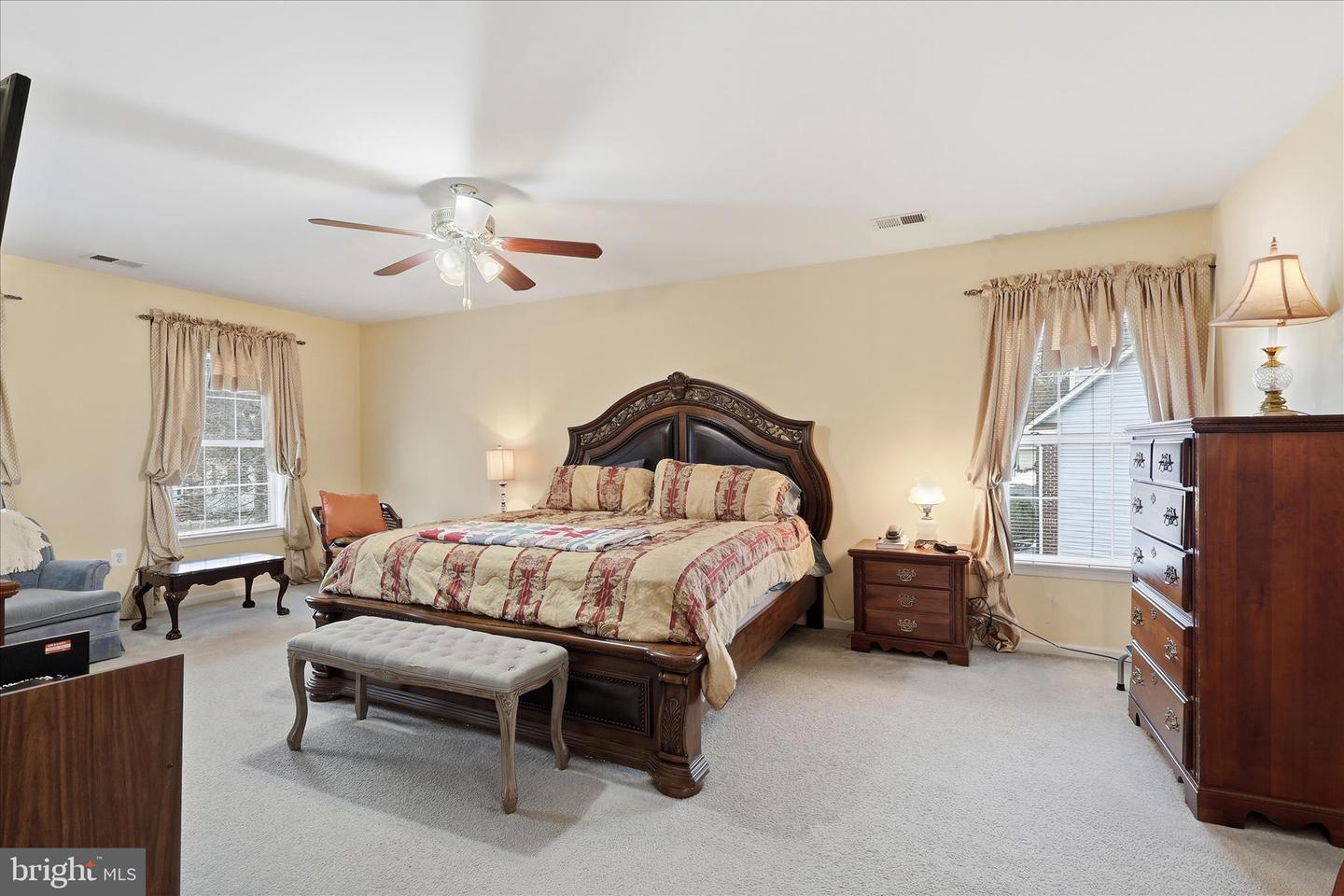 1805 EFTY CT, WOODBRIDGE, Virginia 22191, 5 Bedrooms Bedrooms, ,3 BathroomsBathrooms,Residential,For sale,1805 EFTY CT,VAPW2111920 MLS # VAPW2111920