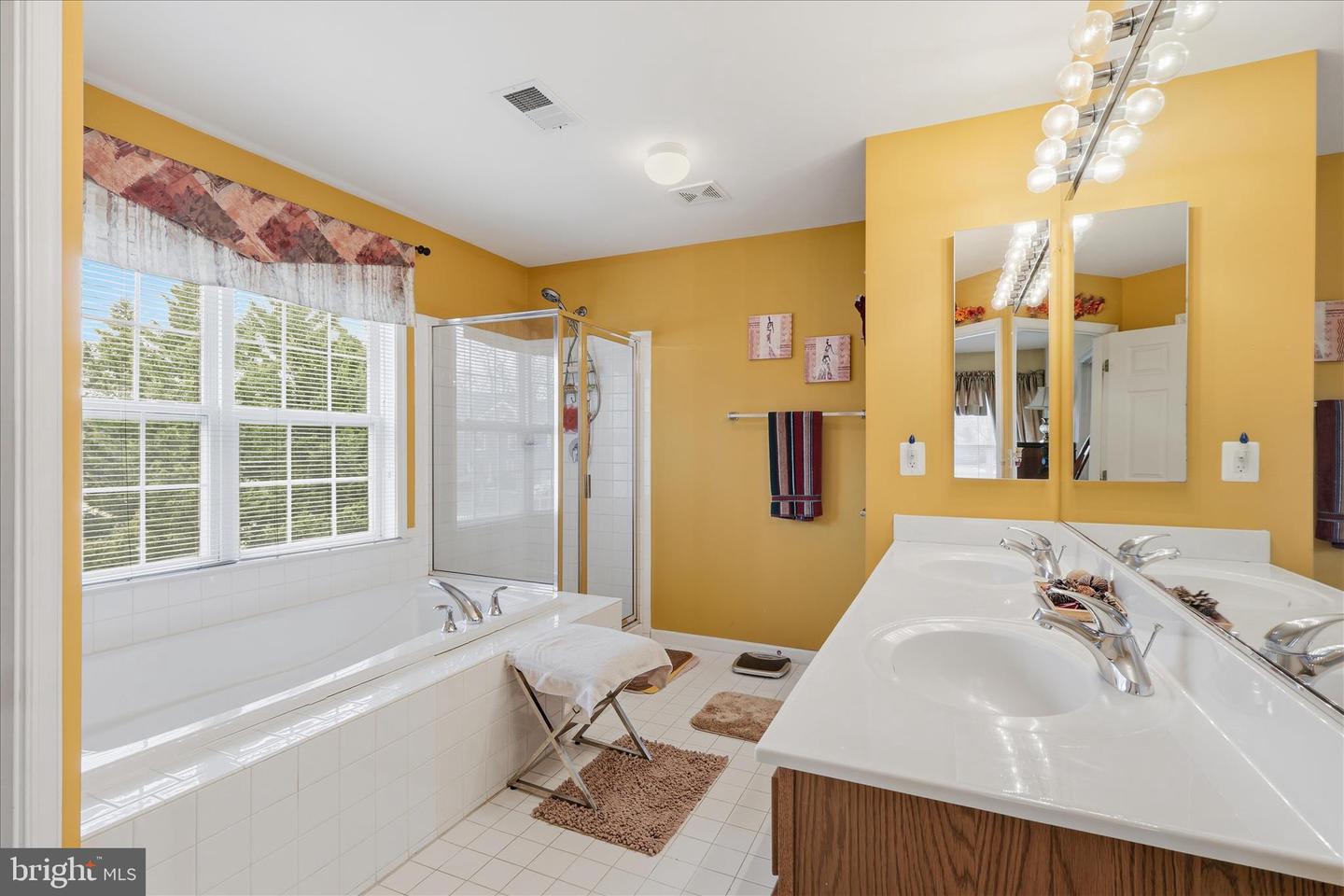 1805 EFTY CT, WOODBRIDGE, Virginia 22191, 5 Bedrooms Bedrooms, ,3 BathroomsBathrooms,Residential,For sale,1805 EFTY CT,VAPW2111920 MLS # VAPW2111920