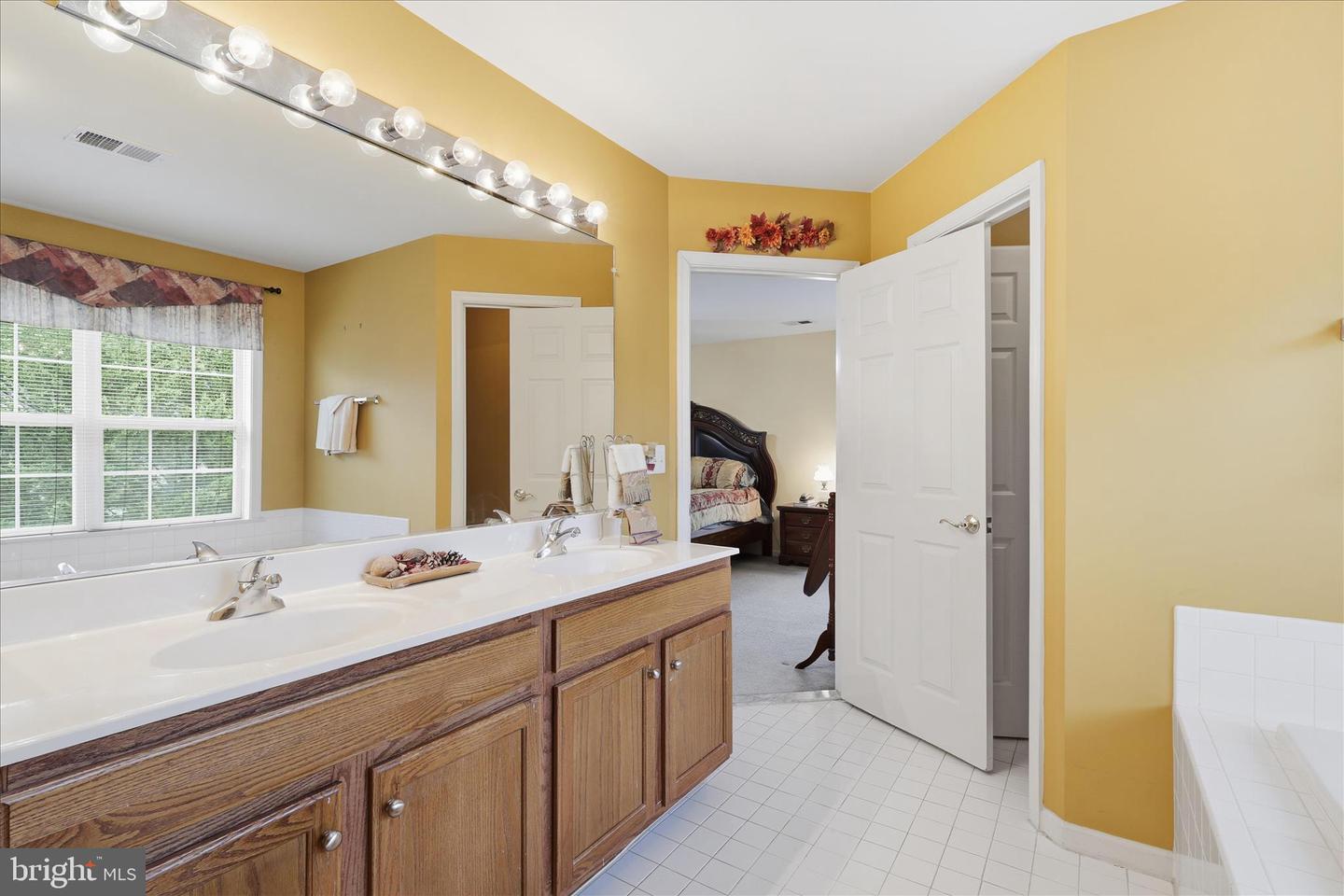 1805 EFTY CT, WOODBRIDGE, Virginia 22191, 5 Bedrooms Bedrooms, ,3 BathroomsBathrooms,Residential,For sale,1805 EFTY CT,VAPW2111920 MLS # VAPW2111920