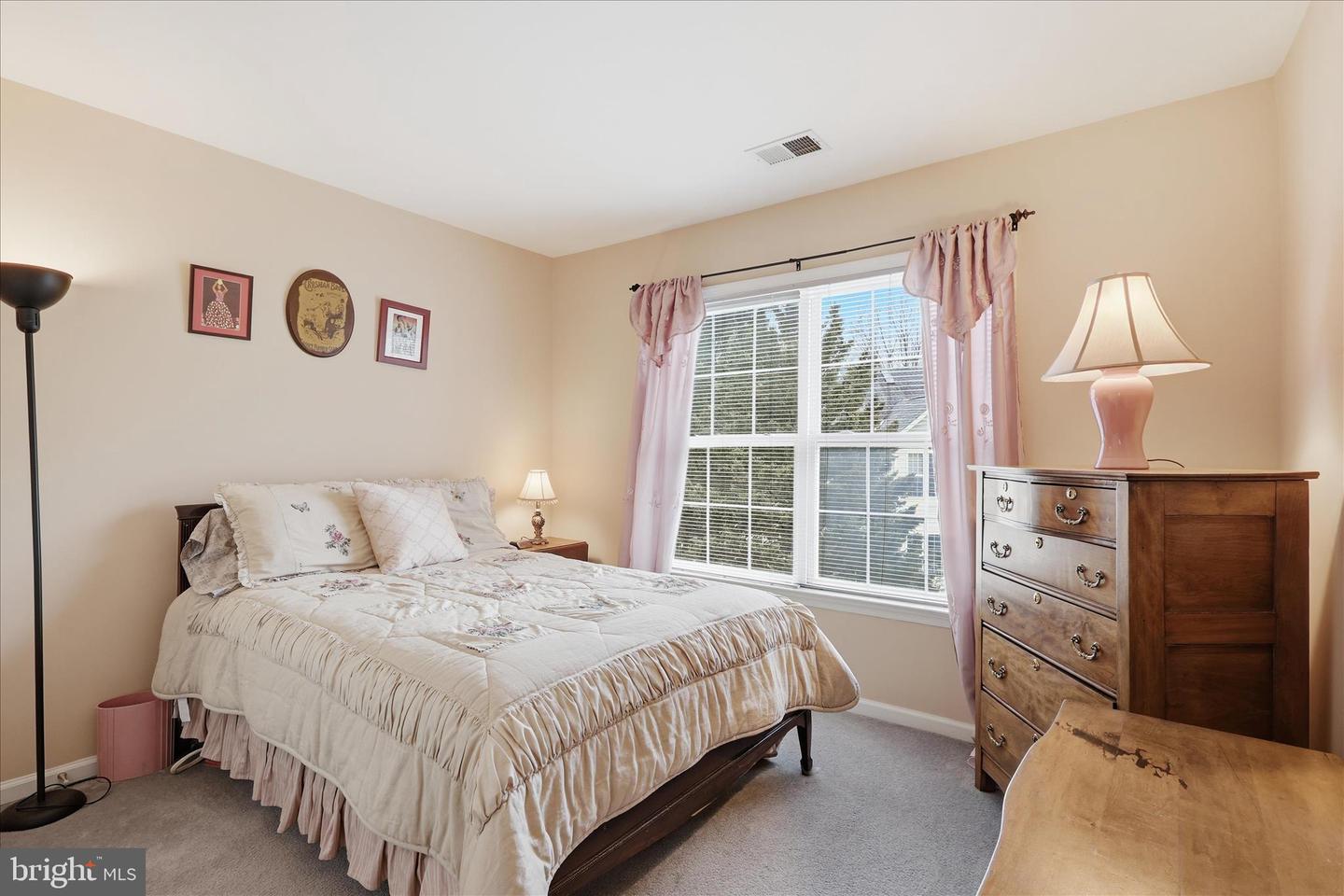 1805 EFTY CT, WOODBRIDGE, Virginia 22191, 5 Bedrooms Bedrooms, ,3 BathroomsBathrooms,Residential,For sale,1805 EFTY CT,VAPW2111920 MLS # VAPW2111920