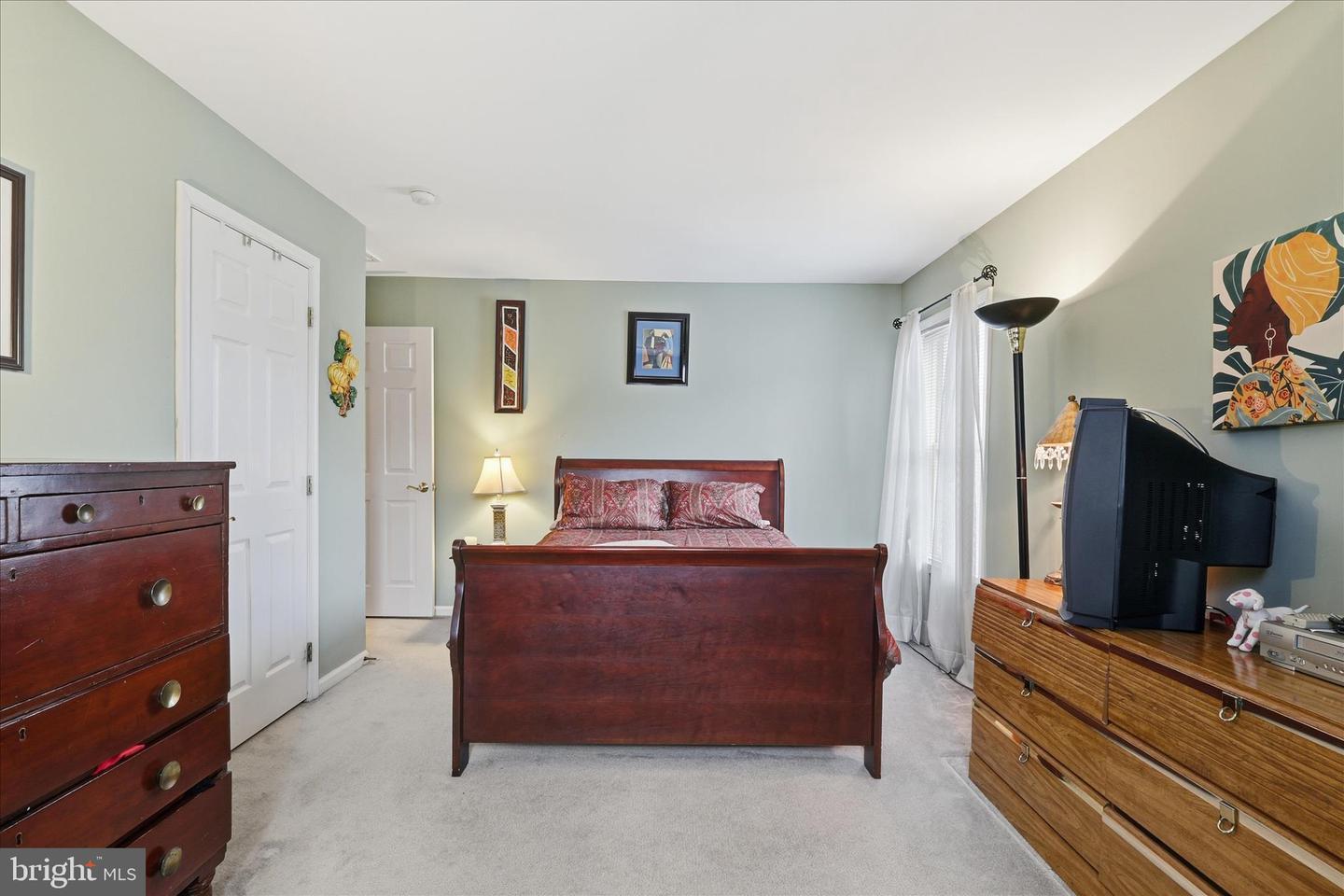 1805 EFTY CT, WOODBRIDGE, Virginia 22191, 5 Bedrooms Bedrooms, ,3 BathroomsBathrooms,Residential,For sale,1805 EFTY CT,VAPW2111920 MLS # VAPW2111920