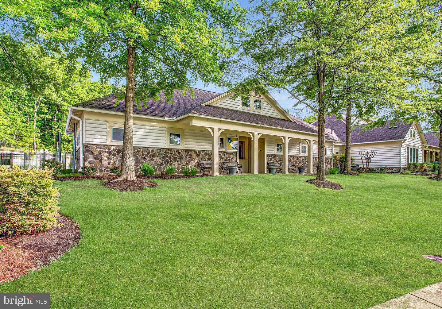 1805 EFTY CT, WOODBRIDGE, Virginia 22191, 5 Bedrooms Bedrooms, ,3 BathroomsBathrooms,Residential,For sale,1805 EFTY CT,VAPW2111920 MLS # VAPW2111920