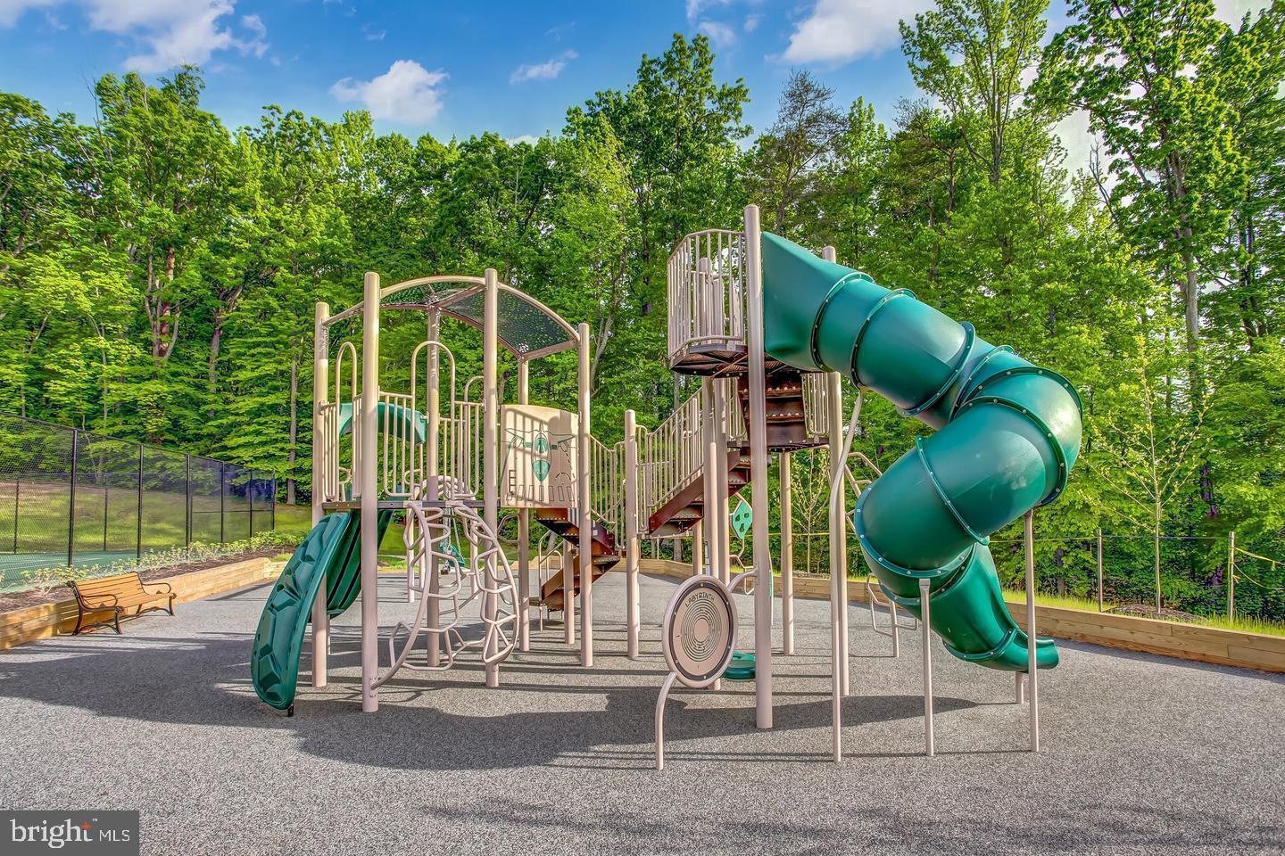 1805 EFTY CT, WOODBRIDGE, Virginia 22191, 5 Bedrooms Bedrooms, ,3 BathroomsBathrooms,Residential,For sale,1805 EFTY CT,VAPW2111920 MLS # VAPW2111920