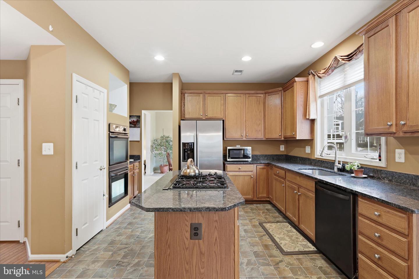 1805 EFTY CT, WOODBRIDGE, Virginia 22191, 5 Bedrooms Bedrooms, ,3 BathroomsBathrooms,Residential,For sale,1805 EFTY CT,VAPW2111920 MLS # VAPW2111920