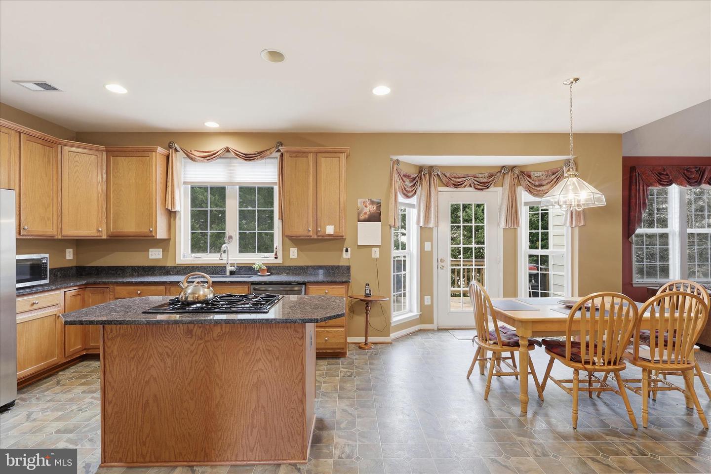 1805 EFTY CT, WOODBRIDGE, Virginia 22191, 5 Bedrooms Bedrooms, ,3 BathroomsBathrooms,Residential,For sale,1805 EFTY CT,VAPW2111920 MLS # VAPW2111920