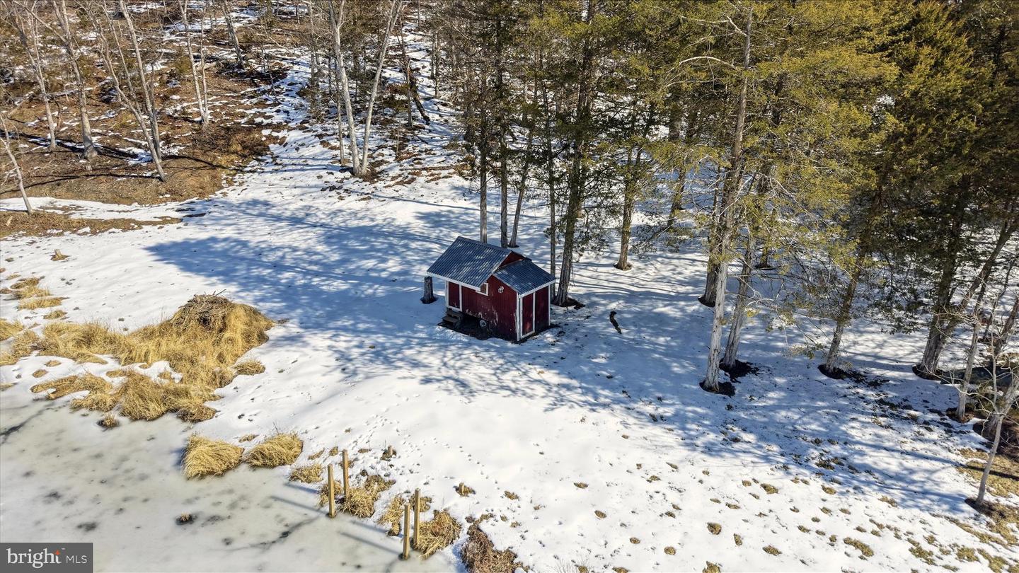 690 COMFORTER LN, MIDDLETOWN, Virginia 22645, 4 Bedrooms Bedrooms, ,3 BathroomsBathrooms,Residential,For sale,690 COMFORTER LN,VAWR2013340 MLS # VAWR2013340