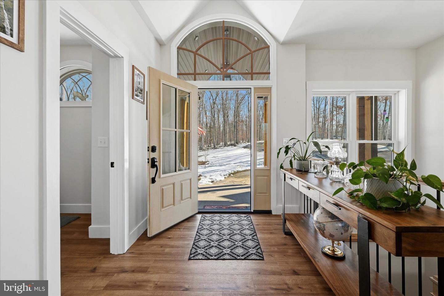 690 COMFORTER LN, MIDDLETOWN, Virginia 22645, 4 Bedrooms Bedrooms, ,3 BathroomsBathrooms,Residential,For sale,690 COMFORTER LN,VAWR2013340 MLS # VAWR2013340