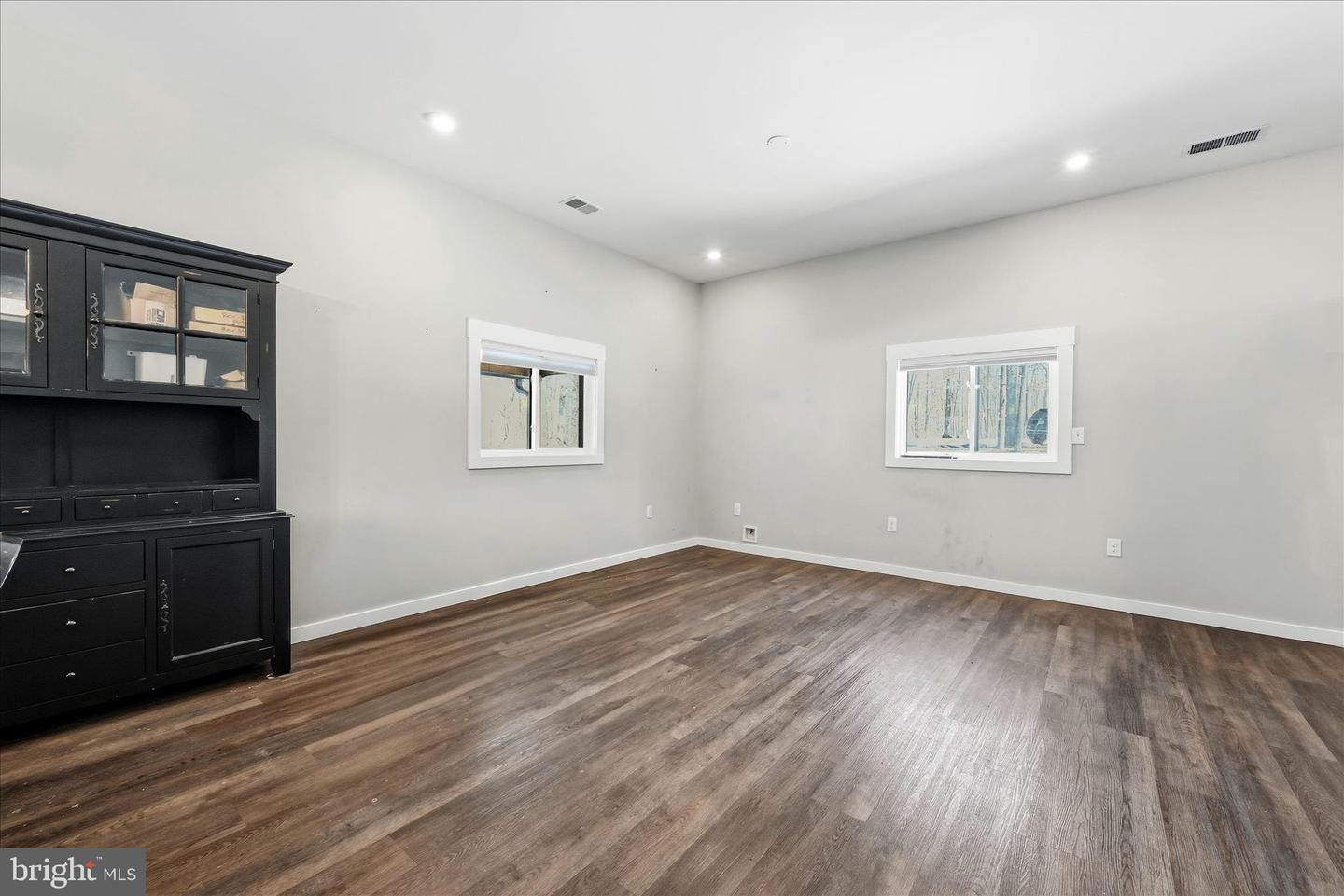 690 COMFORTER LN, MIDDLETOWN, Virginia 22645, 4 Bedrooms Bedrooms, ,3 BathroomsBathrooms,Residential,For sale,690 COMFORTER LN,VAWR2013340 MLS # VAWR2013340