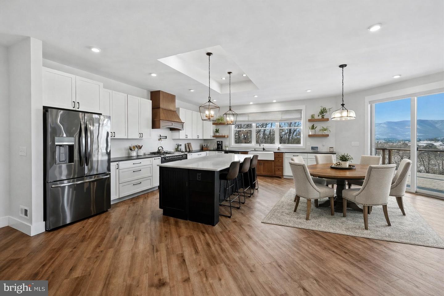 690 COMFORTER LN, MIDDLETOWN, Virginia 22645, 4 Bedrooms Bedrooms, ,3 BathroomsBathrooms,Residential,For sale,690 COMFORTER LN,VAWR2013340 MLS # VAWR2013340