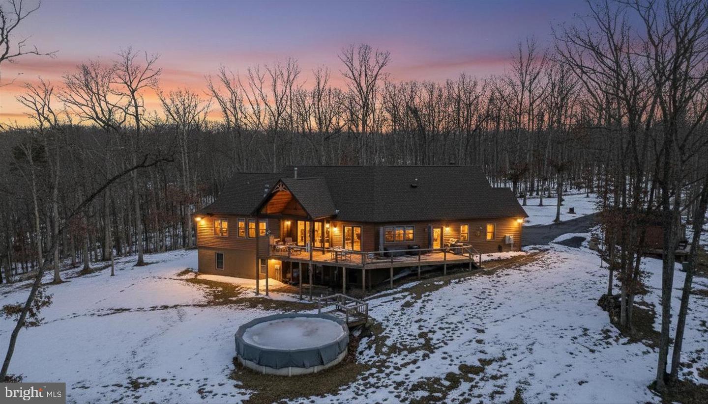 690 COMFORTER LN, MIDDLETOWN, Virginia 22645, 4 Bedrooms Bedrooms, ,3 BathroomsBathrooms,Residential,For sale,690 COMFORTER LN,VAWR2013340 MLS # VAWR2013340