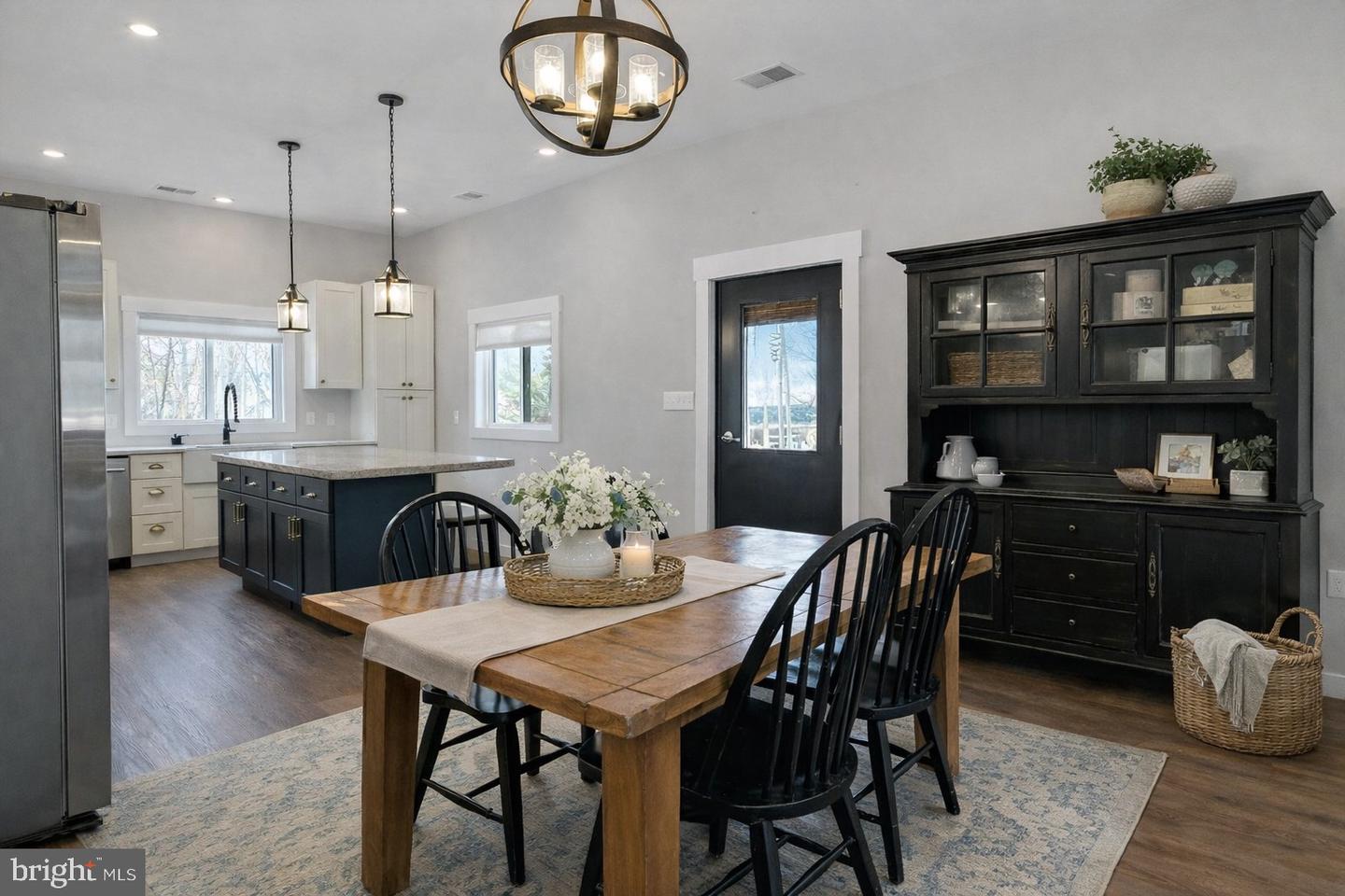 690 COMFORTER LN, MIDDLETOWN, Virginia 22645, 4 Bedrooms Bedrooms, ,3 BathroomsBathrooms,Residential,For sale,690 COMFORTER LN,VAWR2013340 MLS # VAWR2013340