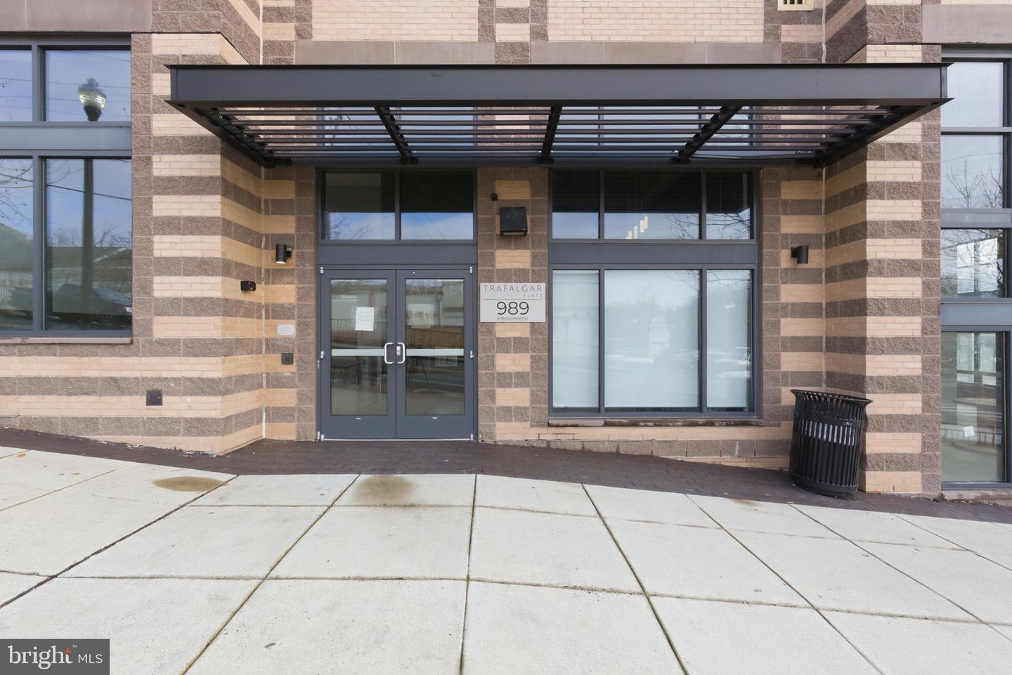 989 S BUCHANAN ST #410, ARLINGTON, Virginia 22204, 1 Bedroom Bedrooms, ,1 BathroomBathrooms,Residential,For sale,989 S BUCHANAN ST #410,VAAR2068596 MLS # VAAR2068596