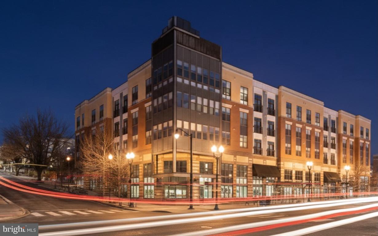 989 S BUCHANAN ST #410, ARLINGTON, Virginia 22204, 1 Bedroom Bedrooms, ,1 BathroomBathrooms,Residential,For sale,989 S BUCHANAN ST #410,VAAR2068596 MLS # VAAR2068596
