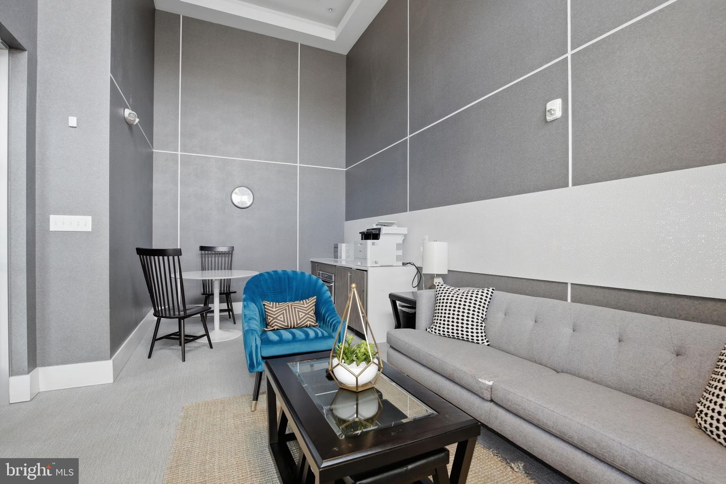 989 S BUCHANAN ST #410, ARLINGTON, Virginia 22204, 1 Bedroom Bedrooms, ,1 BathroomBathrooms,Residential,For sale,989 S BUCHANAN ST #410,VAAR2068596 MLS # VAAR2068596