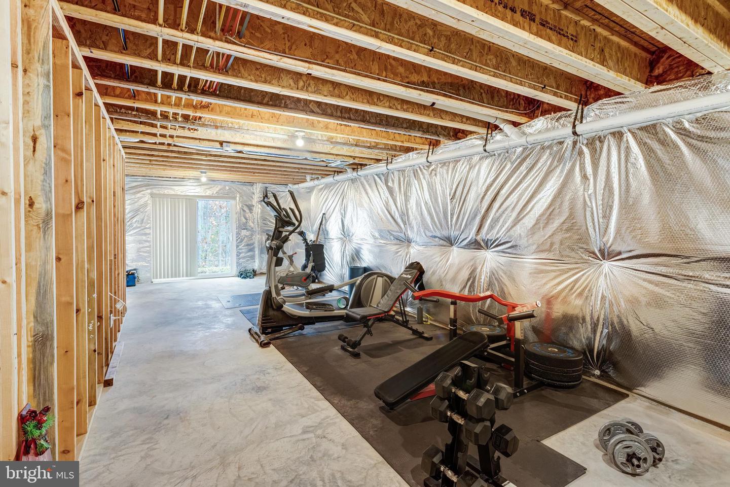 2075 COUNTRY RD, BEAVERDAM, Virginia 23015, 4 Bedrooms Bedrooms, ,2 BathroomsBathrooms,Residential,For sale,2075 COUNTRY RD,VASP2039172 MLS # VASP2039172