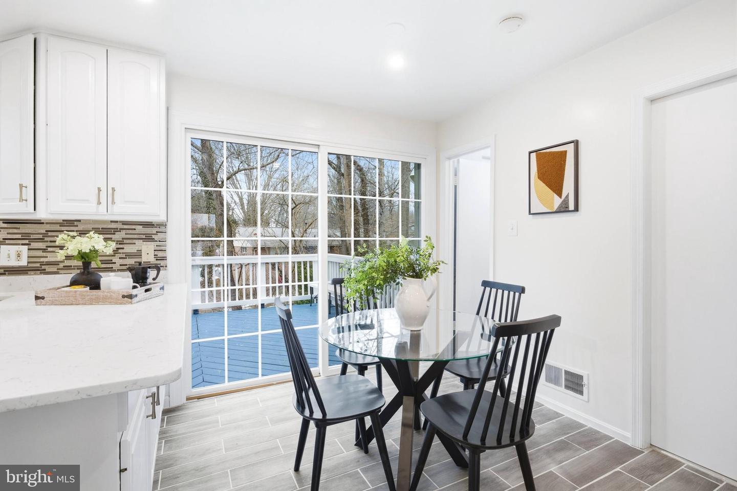 5342 GUINEA RD, FAIRFAX, Virginia 22032, 4 Bedrooms Bedrooms, ,3 BathroomsBathrooms,Residential,For sale,5342 GUINEA RD,VAFX2289936 MLS # VAFX2289936