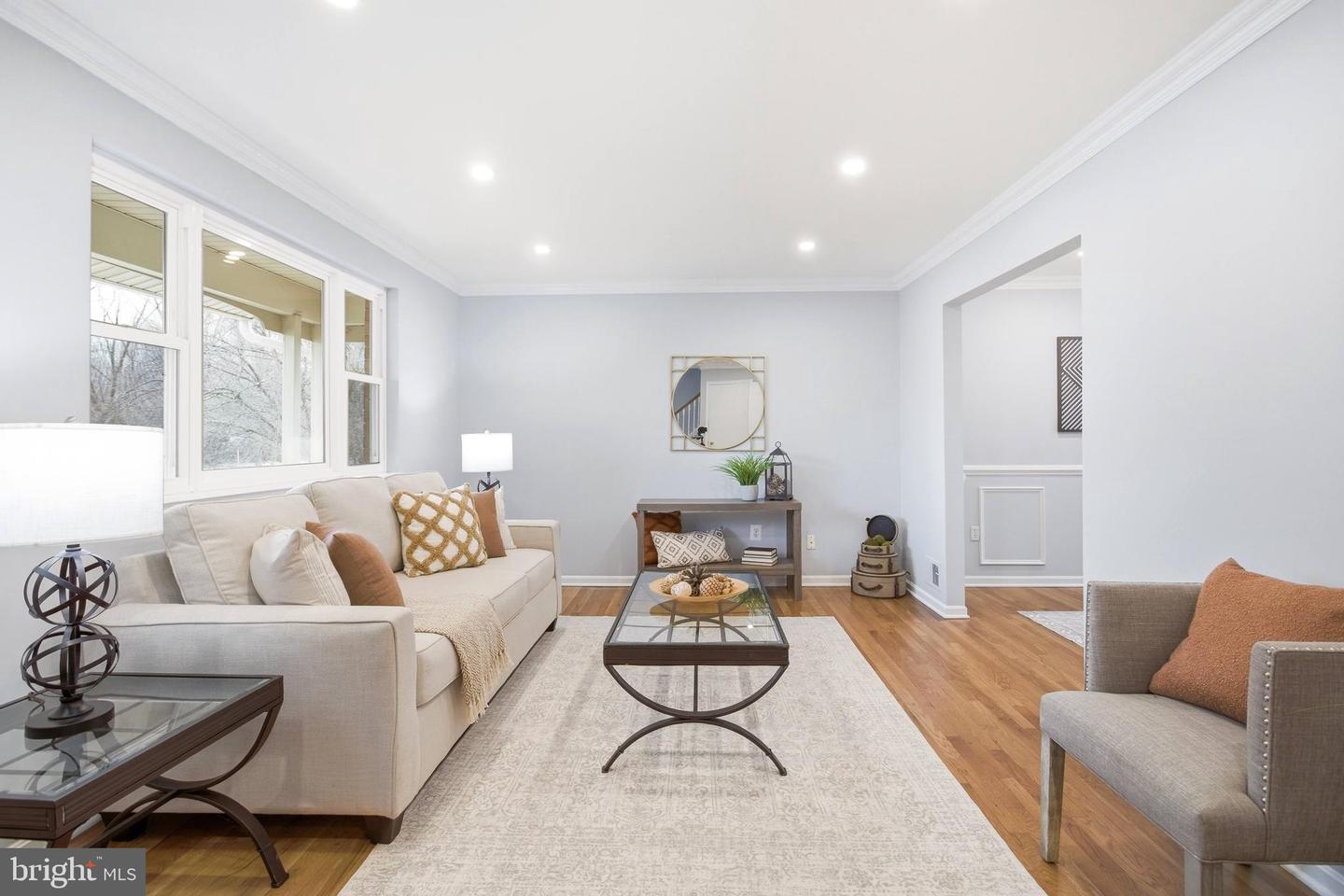 5342 GUINEA RD, FAIRFAX, Virginia 22032, 4 Bedrooms Bedrooms, ,3 BathroomsBathrooms,Residential,For sale,5342 GUINEA RD,VAFX2289936 MLS # VAFX2289936