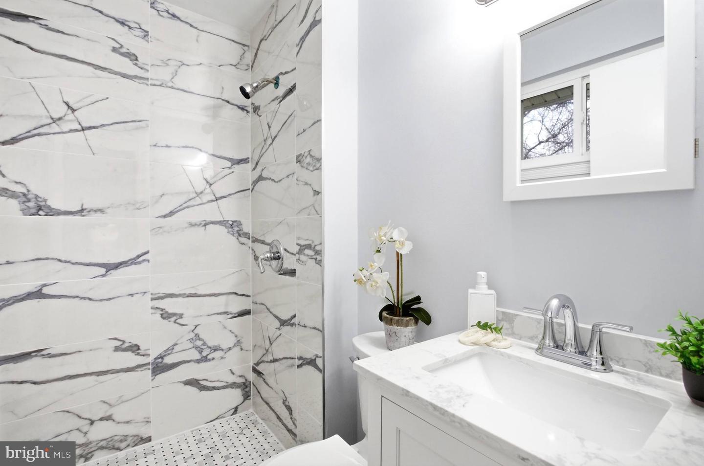 5342 GUINEA RD, FAIRFAX, Virginia 22032, 4 Bedrooms Bedrooms, ,3 BathroomsBathrooms,Residential,For sale,5342 GUINEA RD,VAFX2289936 MLS # VAFX2289936