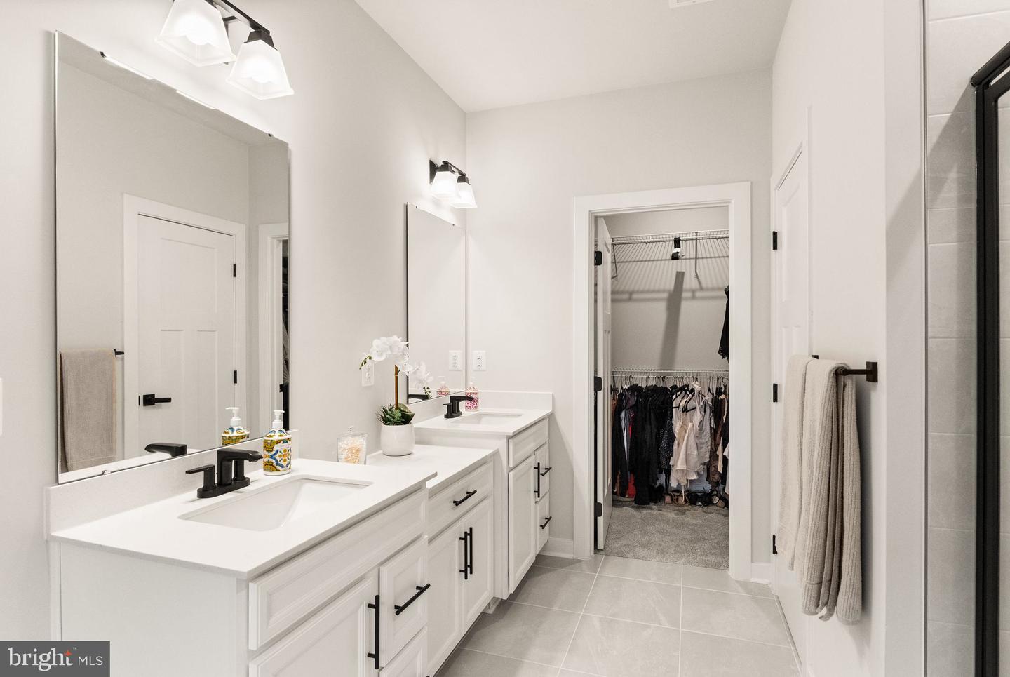 42595 PITLOCHRY TER, STERLING, Virginia 20166, 3 Bedrooms Bedrooms, ,2 BathroomsBathrooms,Residential,For sale,42595 PITLOCHRY TER,VALO2115548 MLS # VALO2115548