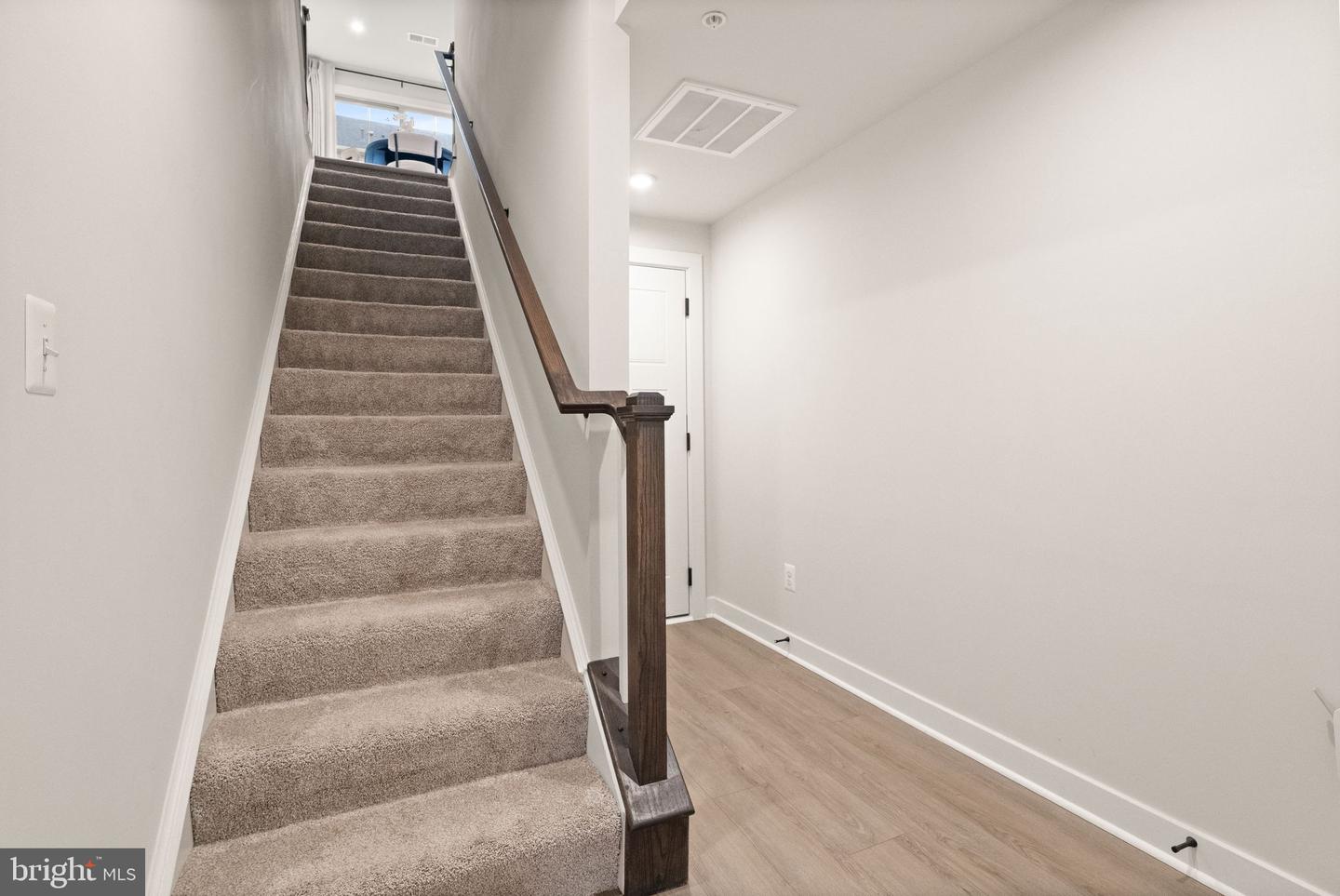 42595 PITLOCHRY TER, STERLING, Virginia 20166, 3 Bedrooms Bedrooms, ,2 BathroomsBathrooms,Residential,For sale,42595 PITLOCHRY TER,VALO2115548 MLS # VALO2115548