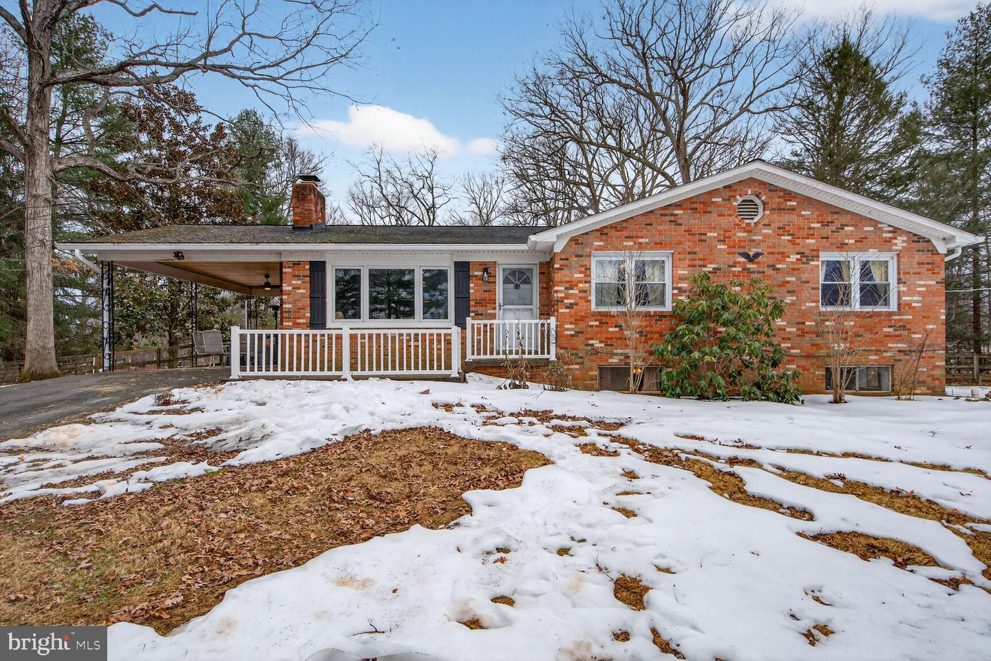 7406 KENNEDY RD, NOKESVILLE, Virginia 20181, 3 Bedrooms Bedrooms, ,2 BathroomsBathrooms,Residential,For sale,7406 KENNEDY RD,VAFQ2020514 MLS # VAFQ2020514