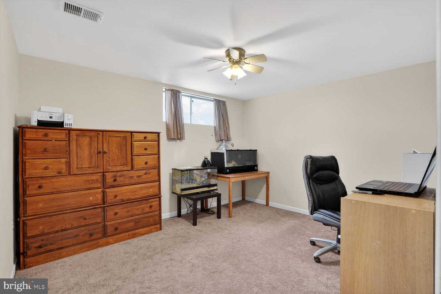 7406 KENNEDY RD, NOKESVILLE, Virginia 20181, 3 Bedrooms Bedrooms, ,2 BathroomsBathrooms,Residential,For sale,7406 KENNEDY RD,VAFQ2020514 MLS # VAFQ2020514