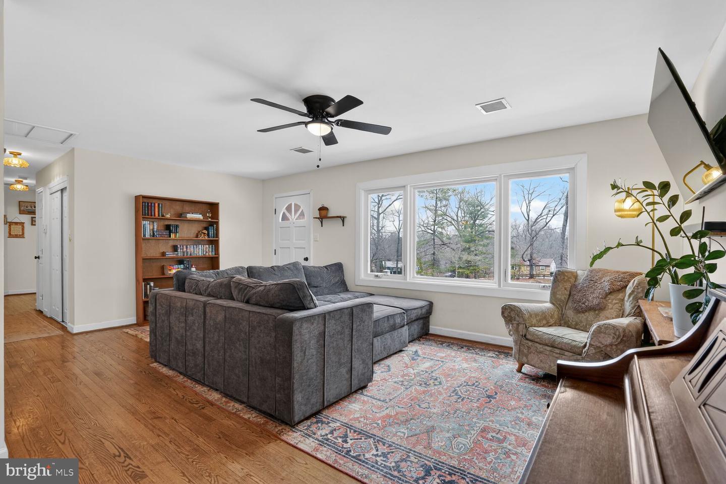 7406 KENNEDY RD, NOKESVILLE, Virginia 20181, 3 Bedrooms Bedrooms, ,2 BathroomsBathrooms,Residential,For sale,7406 KENNEDY RD,VAFQ2020514 MLS # VAFQ2020514