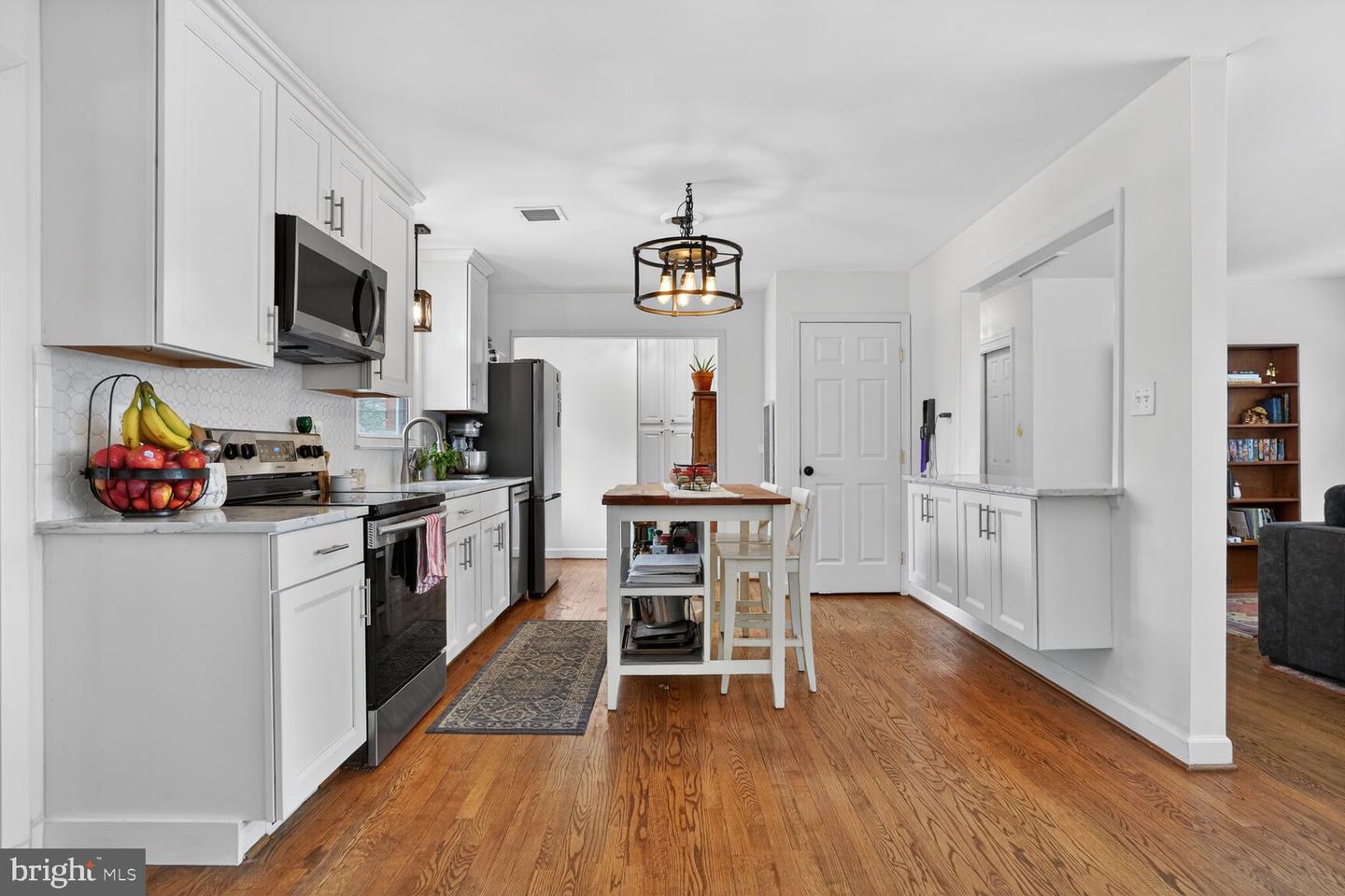 7406 KENNEDY RD, NOKESVILLE, Virginia 20181, 3 Bedrooms Bedrooms, ,2 BathroomsBathrooms,Residential,For sale,7406 KENNEDY RD,VAFQ2020514 MLS # VAFQ2020514