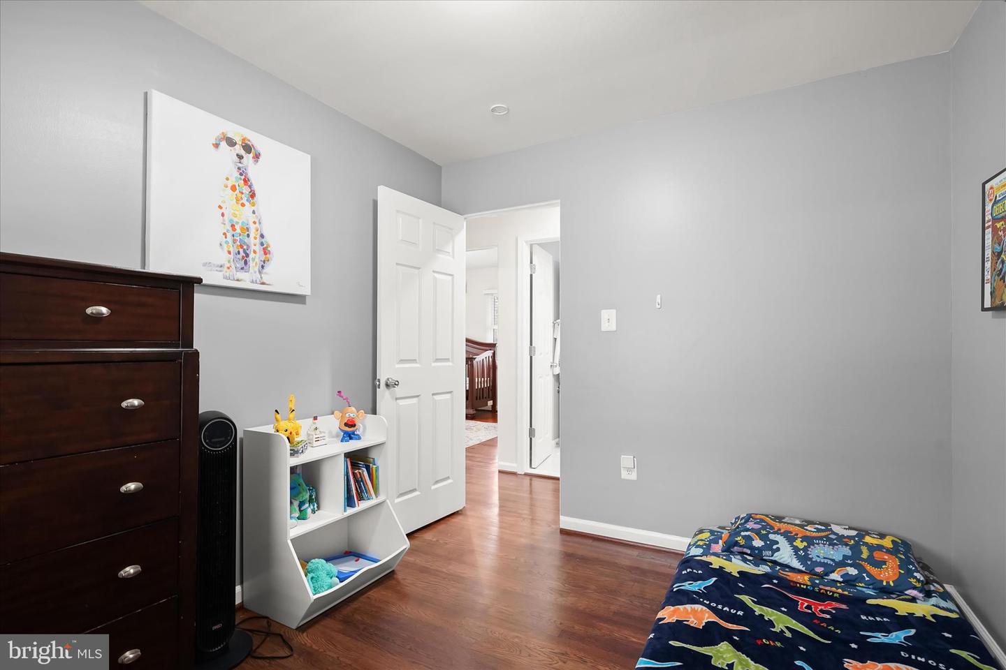 709 W POPLAR RD, STERLING, Virginia 20164, 4 Bedrooms Bedrooms, ,2 BathroomsBathrooms,Residential,For sale,709 W POPLAR RD,VALO2115636 MLS # VALO2115636