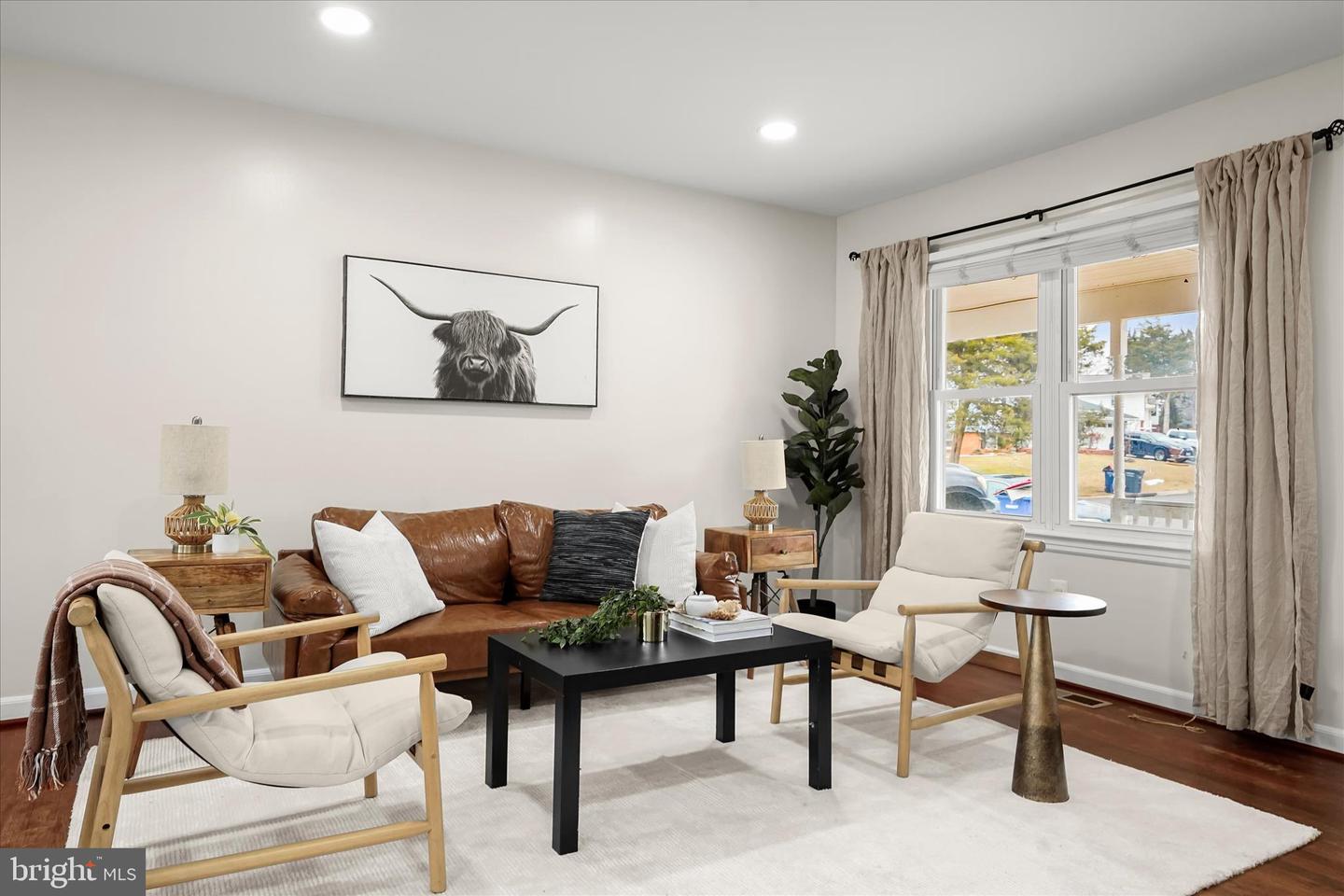 709 W POPLAR RD, STERLING, Virginia 20164, 4 Bedrooms Bedrooms, ,2 BathroomsBathrooms,Residential,For sale,709 W POPLAR RD,VALO2115636 MLS # VALO2115636